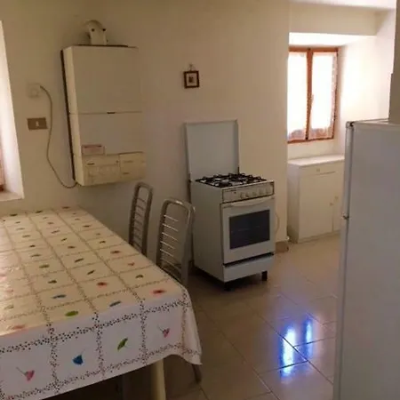 S185 - Sirolo, Casa A Schiera In Centro Storico Apartmán